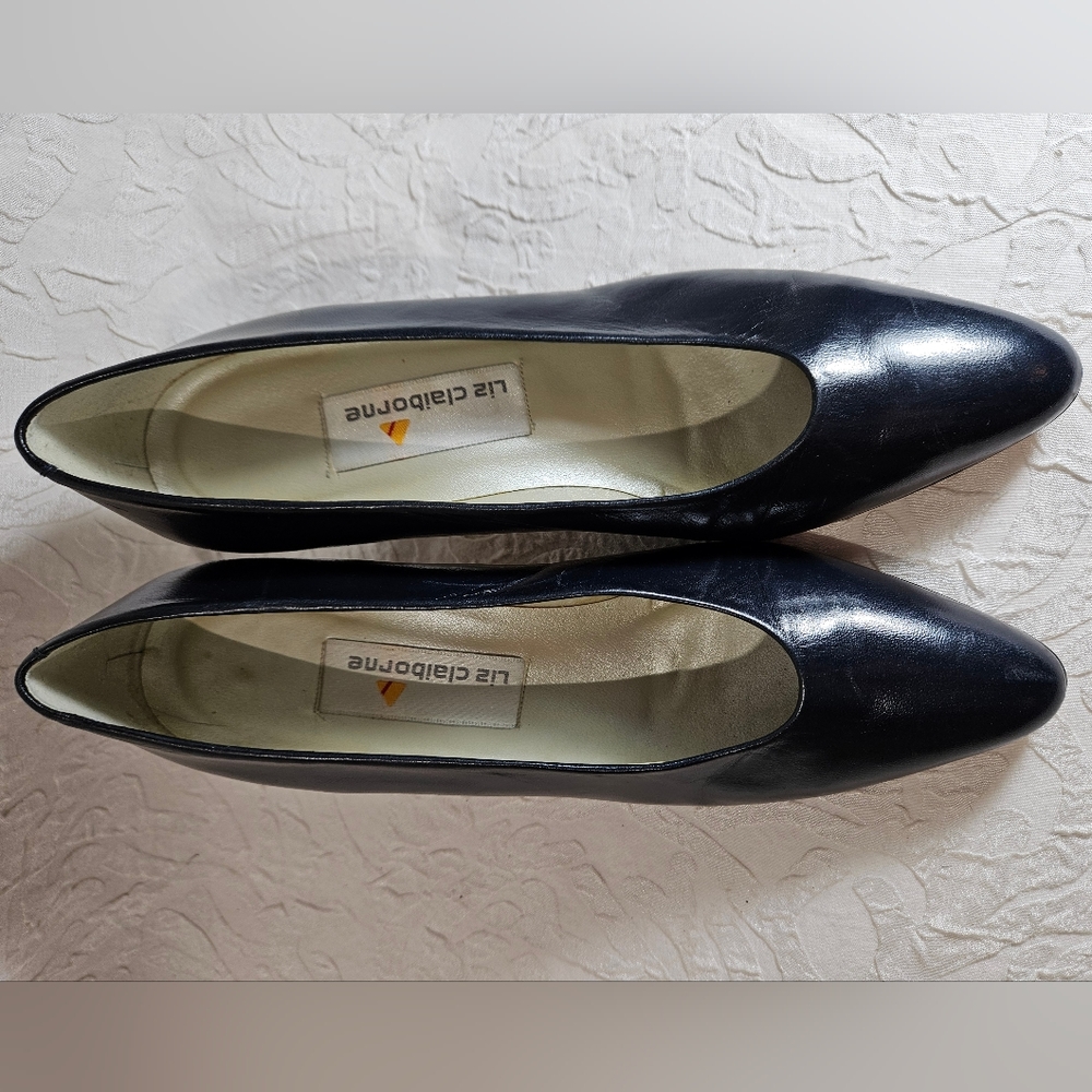 Navy Blue Liz Claiborne Vintage Pumps - Picture 2 of 8